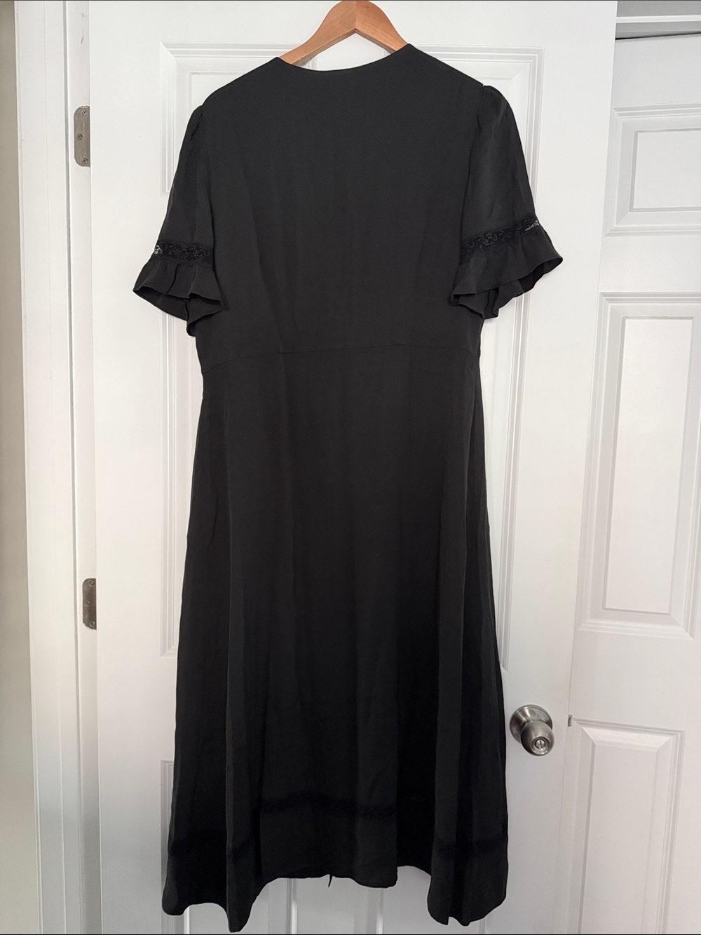 NWT Quince Lightweight Crepe Lace Inset Midi Dress Black Large NEW - Picture 9 of 13
